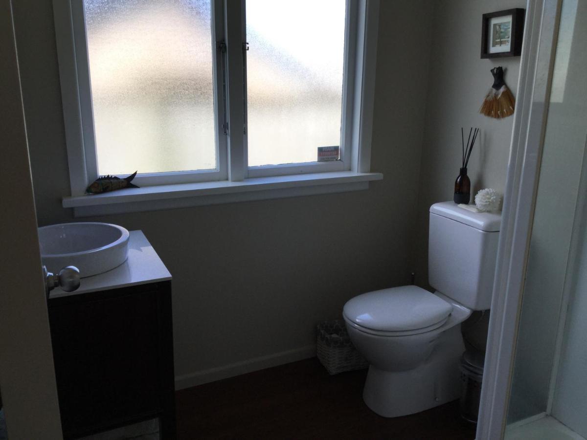 Sundari Retreat Bed & Breakfast Otaki Exterior photo
