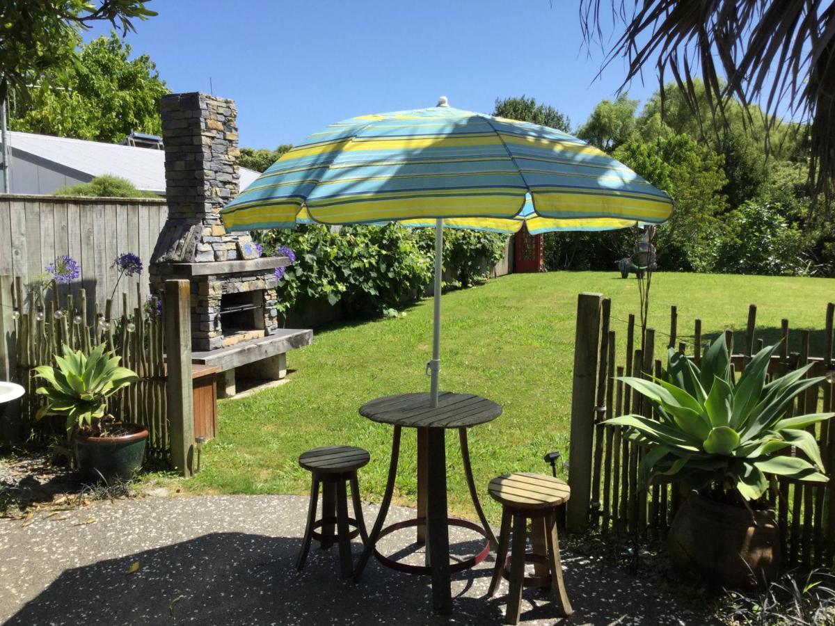 Sundari Retreat Bed & Breakfast Otaki Exterior photo